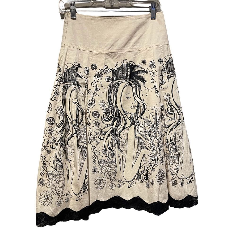 Romy Cream Skirt Size Small